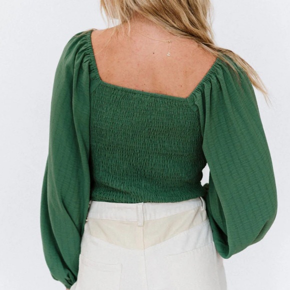 LISTICLE  Smocked Green Top Puff Sleeves -Sz M - Picture 4 of 10